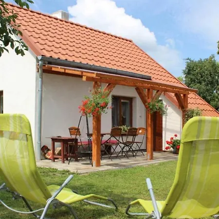 Domek W Sadzie Sterławki Wielkie Exterior foto